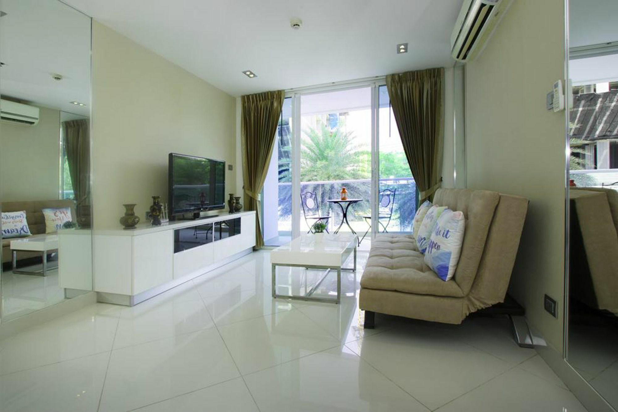 Cozy Apartment Pattaya Exterior photo